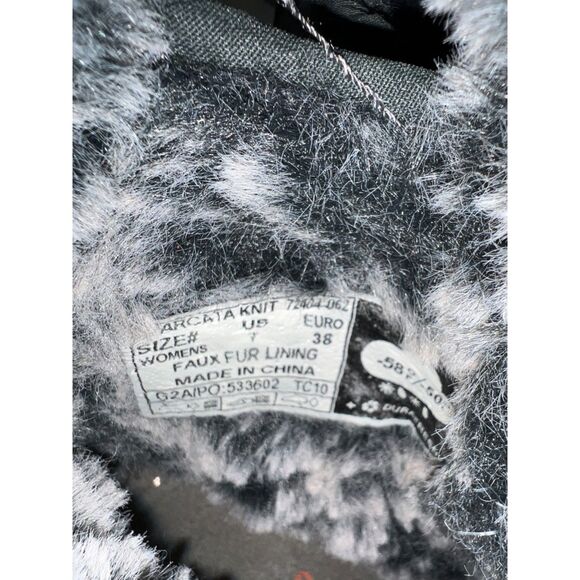 Bogs Arcata knit lined boots in green/gray. Size 7. - Picture 8 of 9